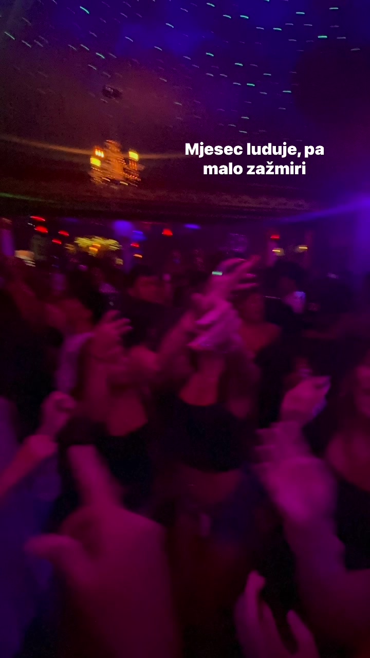 @blkn.lyrcs