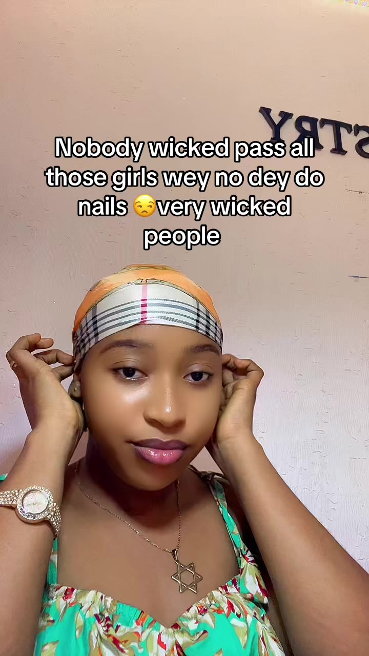 @Owerri~Nails and Lash Tech💅🏻