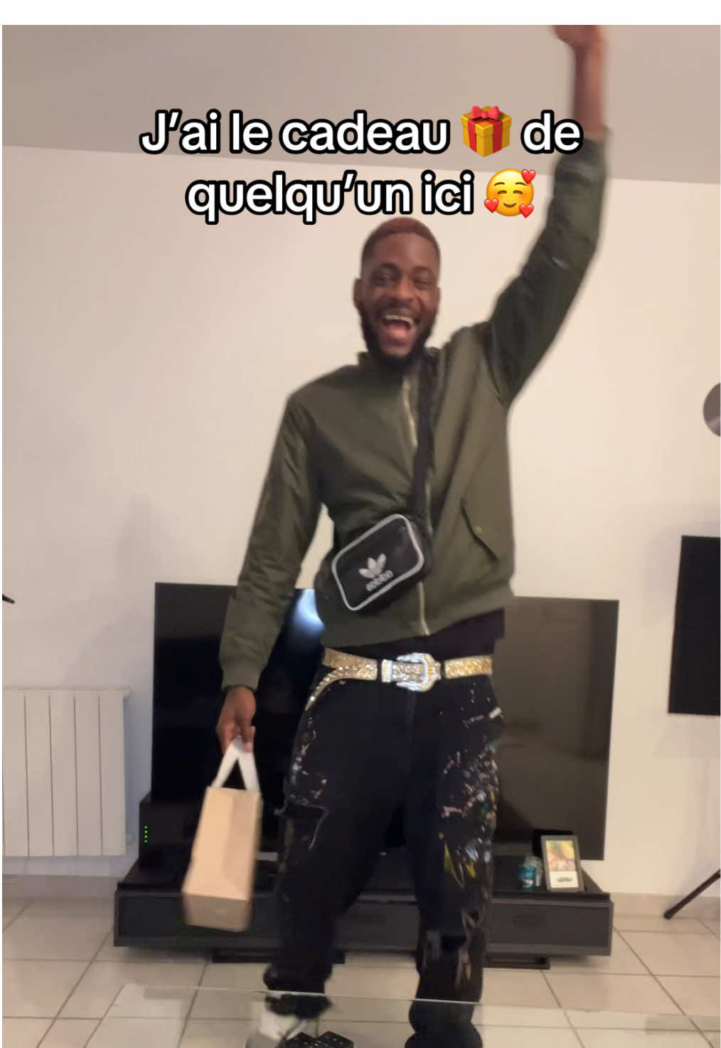 @DJ COMMANDANT DG 🇦🇴🇨🇩🇫🇷
