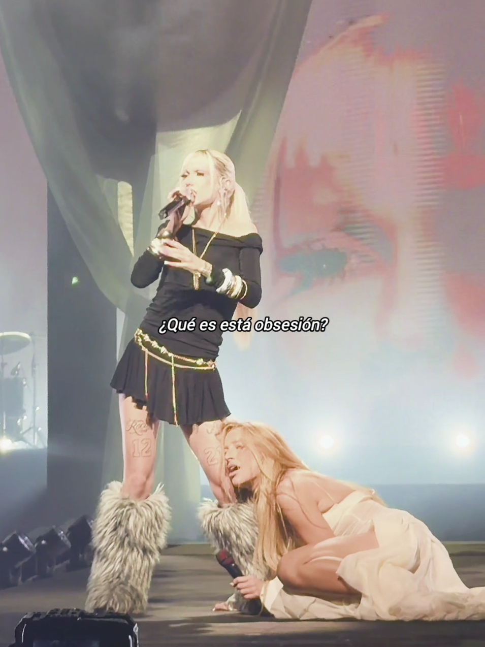 @Paula Azul Nin