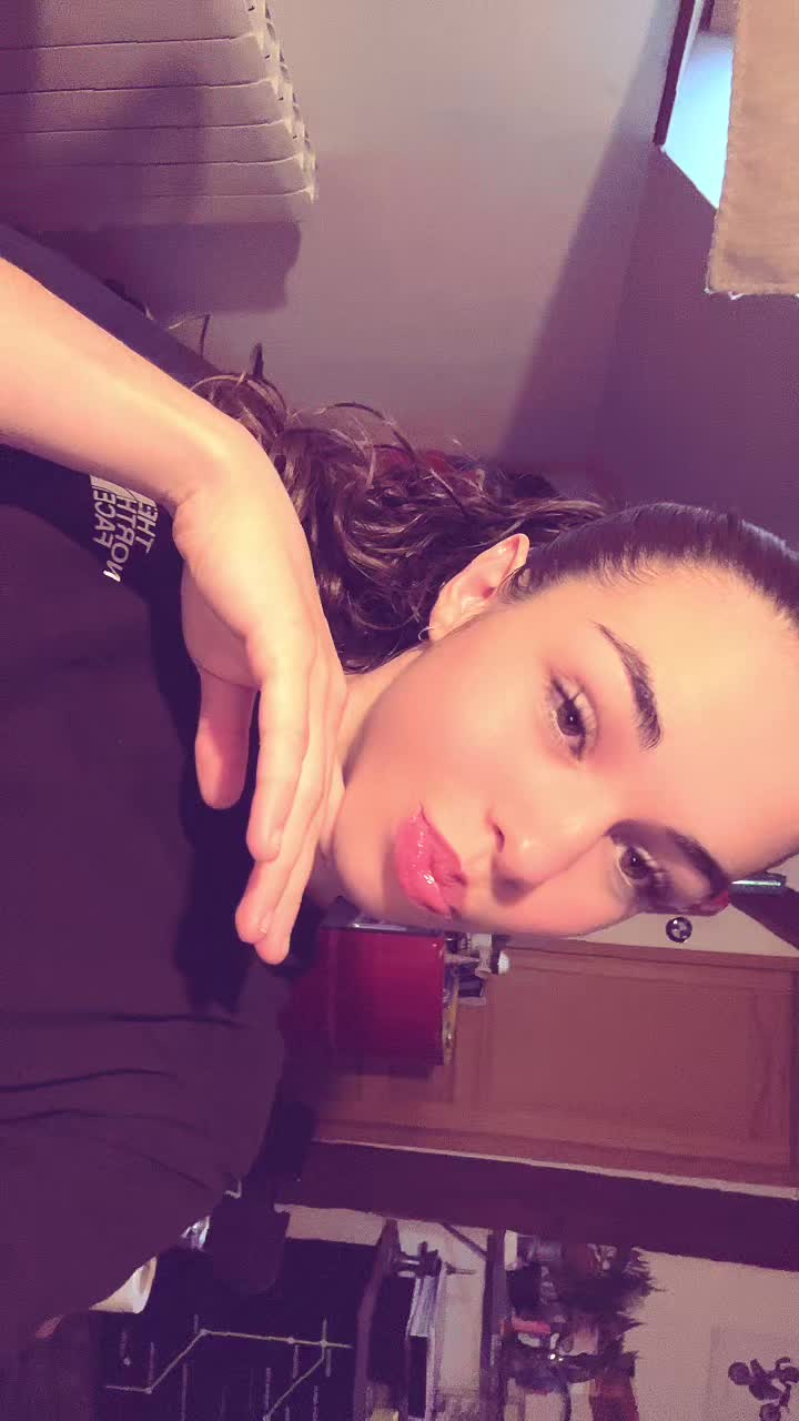 @Élise💋