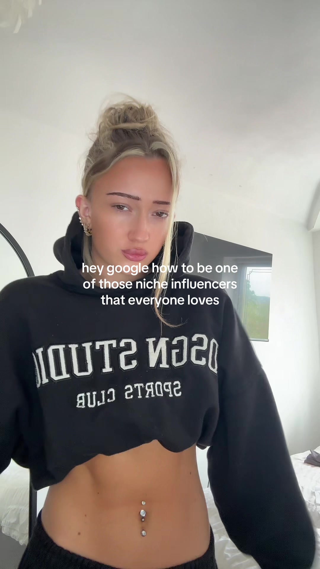 @livhowellll