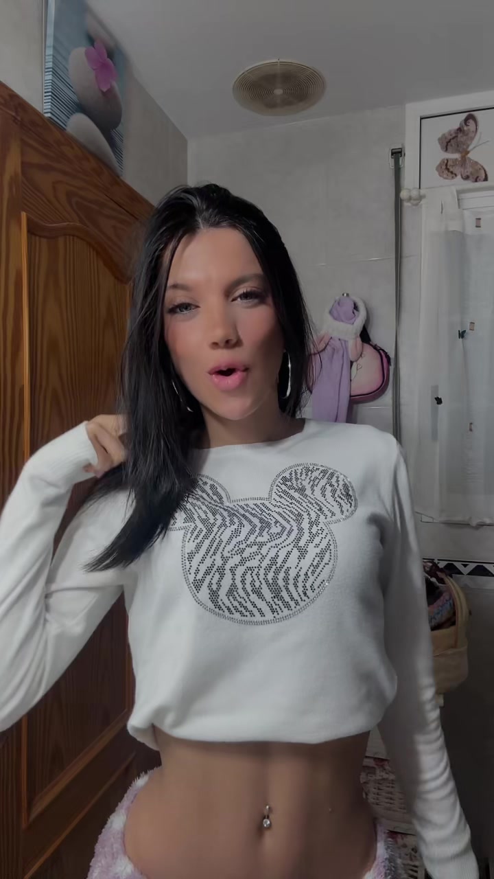 @laraaciid_
