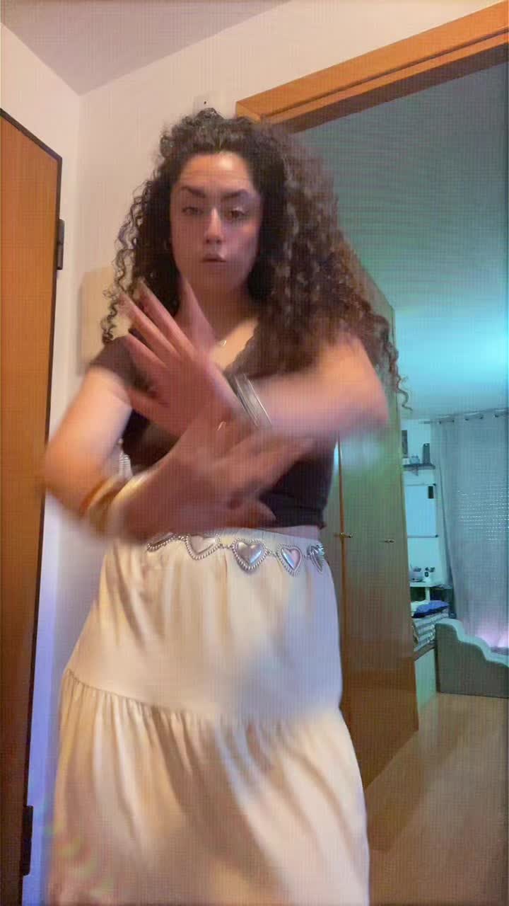 @luciaherrero415
