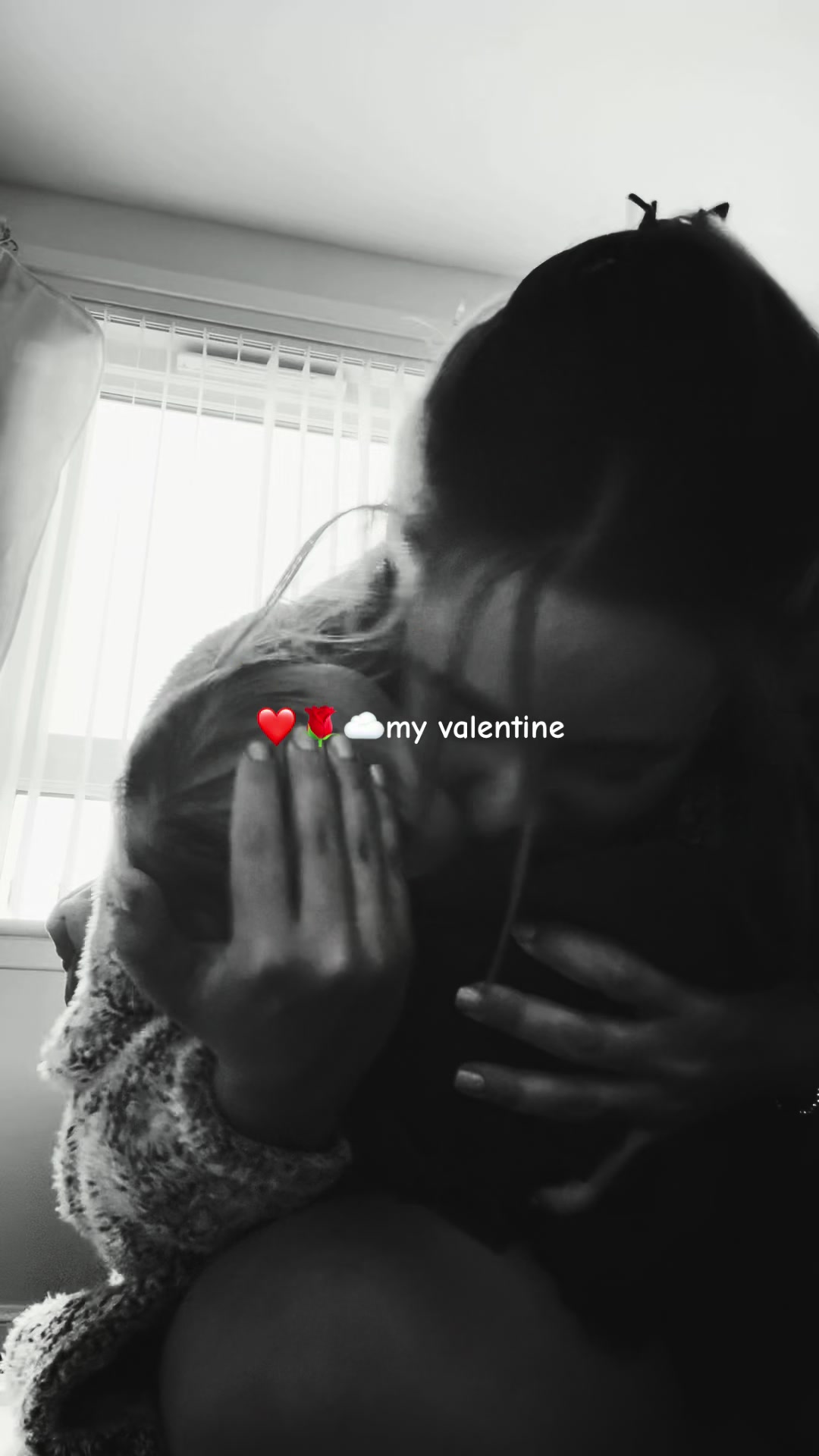 @caitlinscullion13