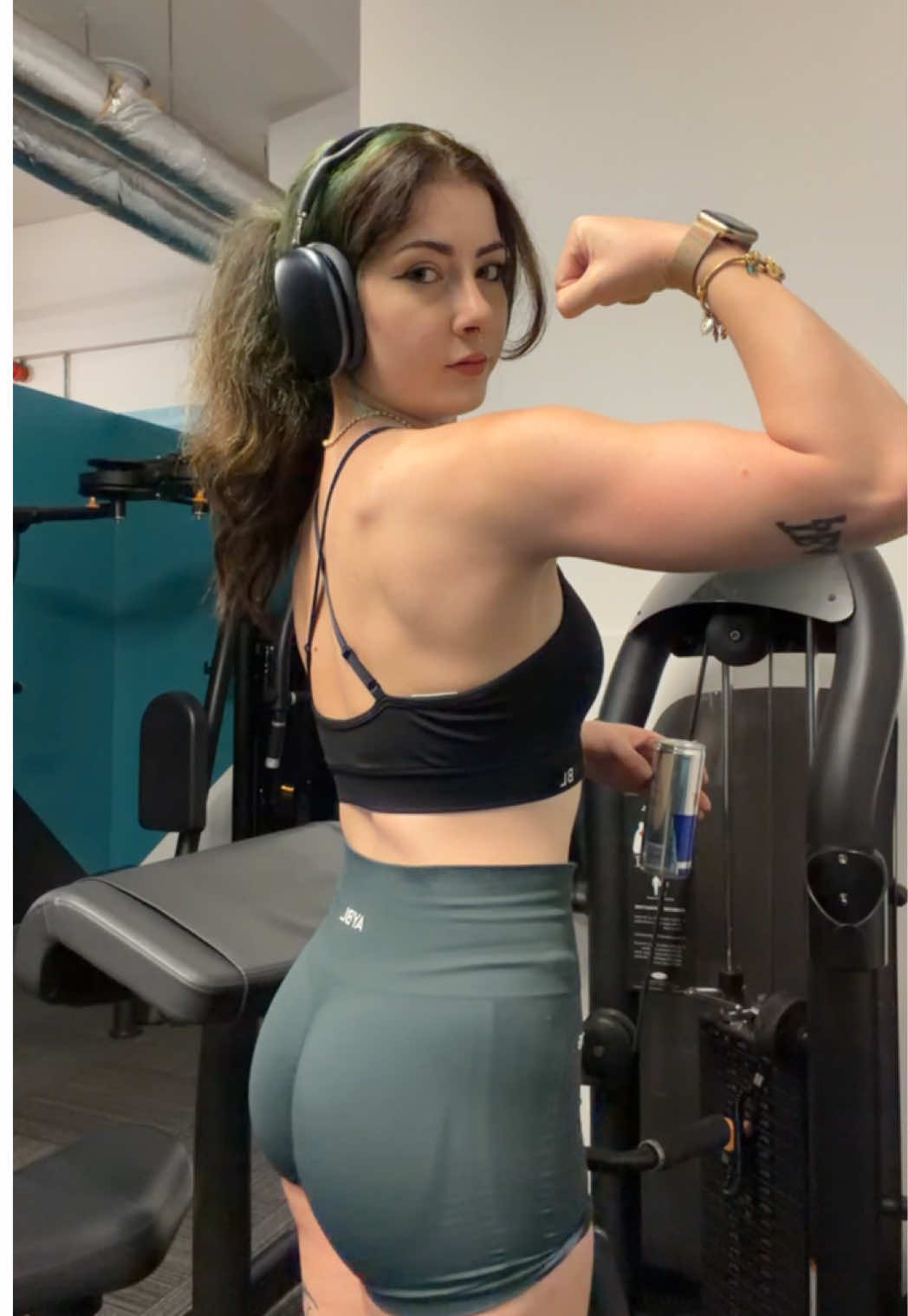 @El