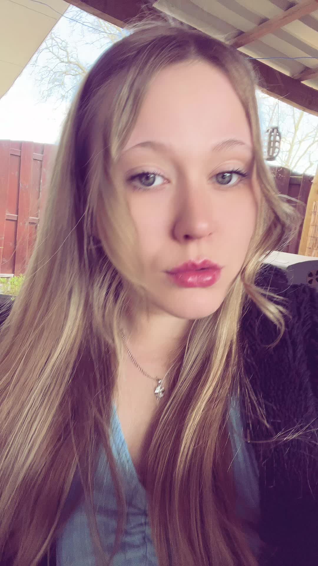 @julia