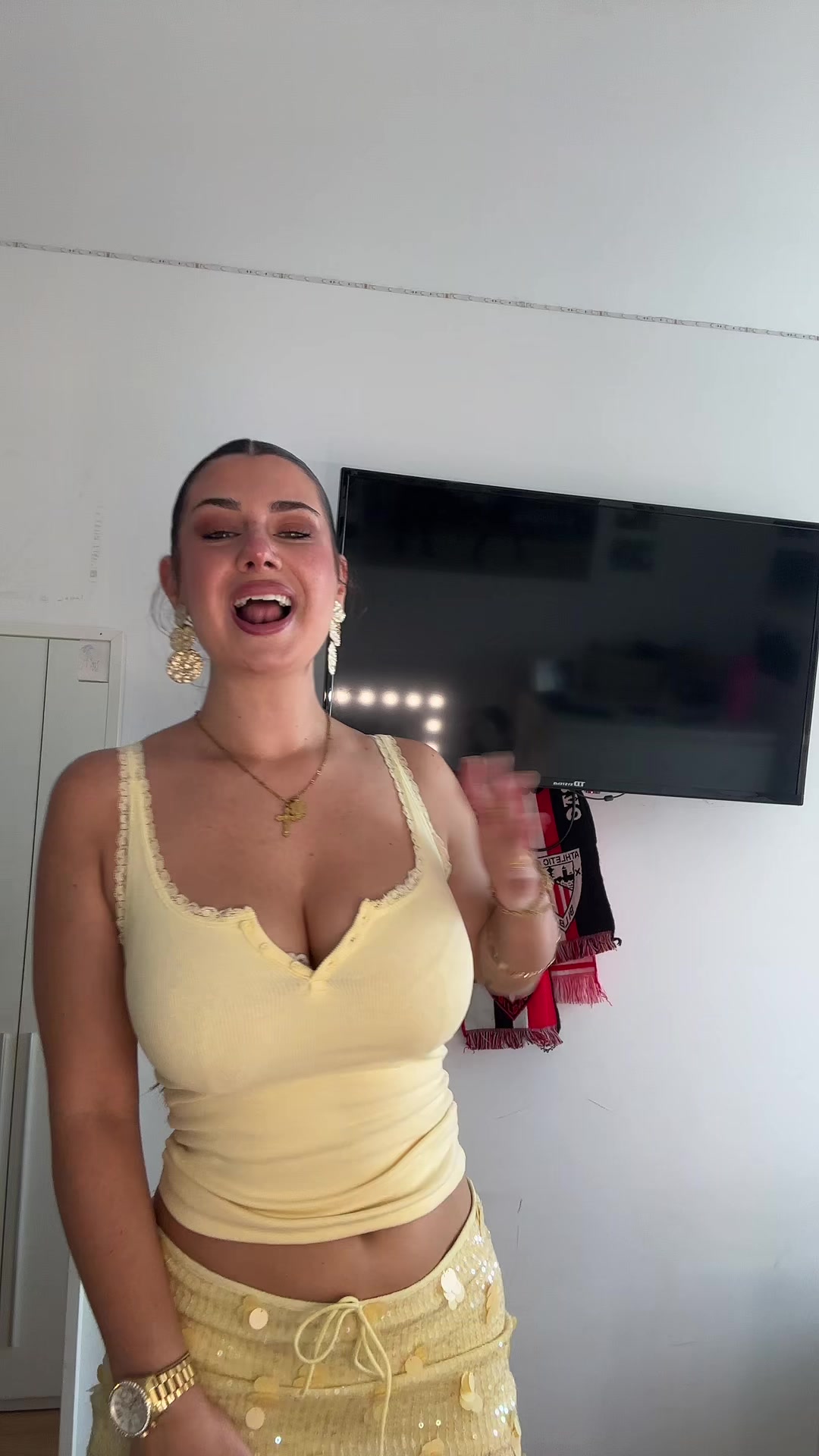 @ST