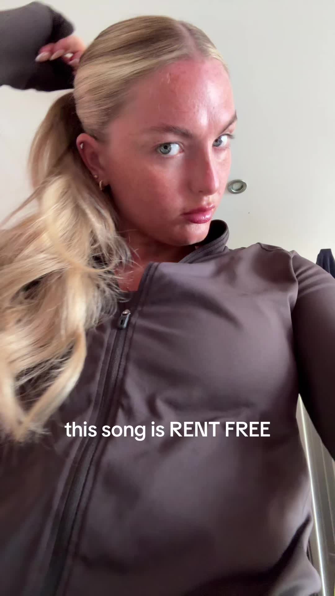 @chloe<3