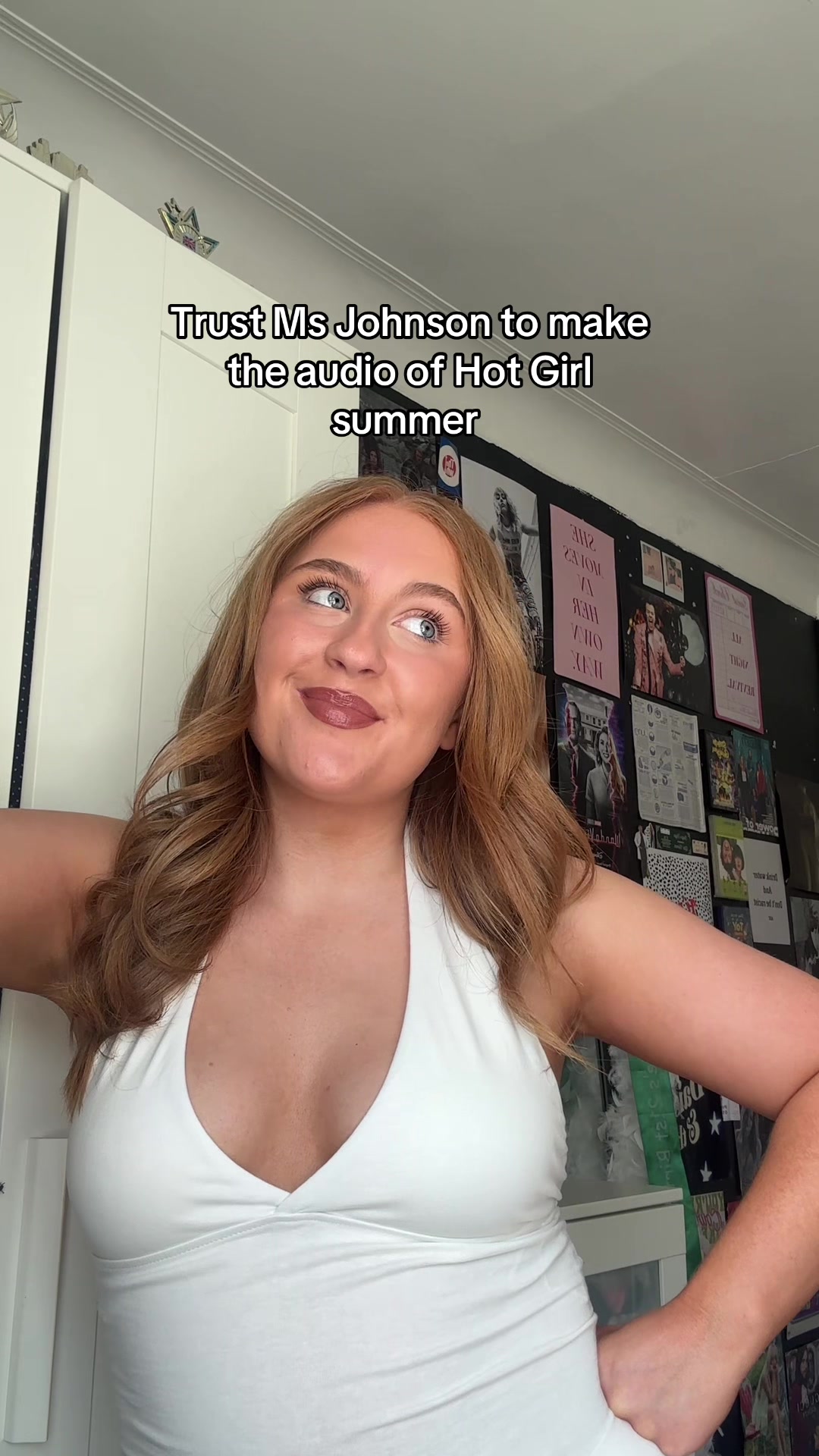 @Holls