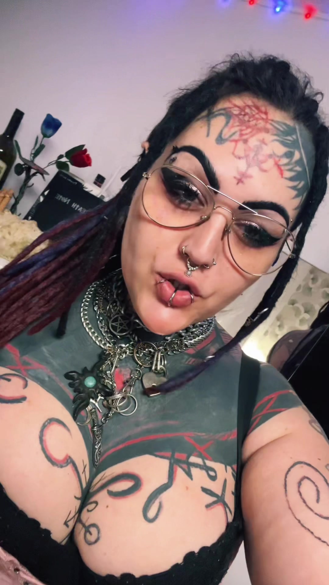 @Domina_nyx