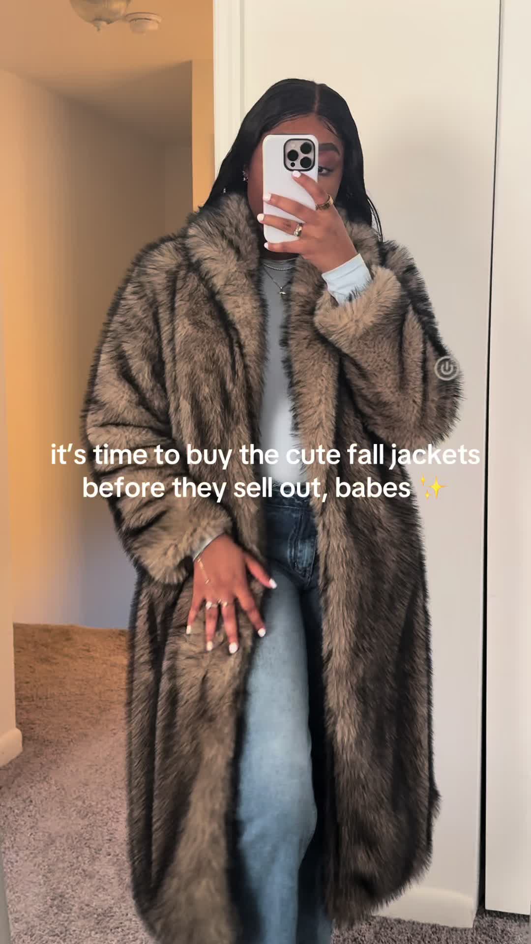 @NyraDelRey