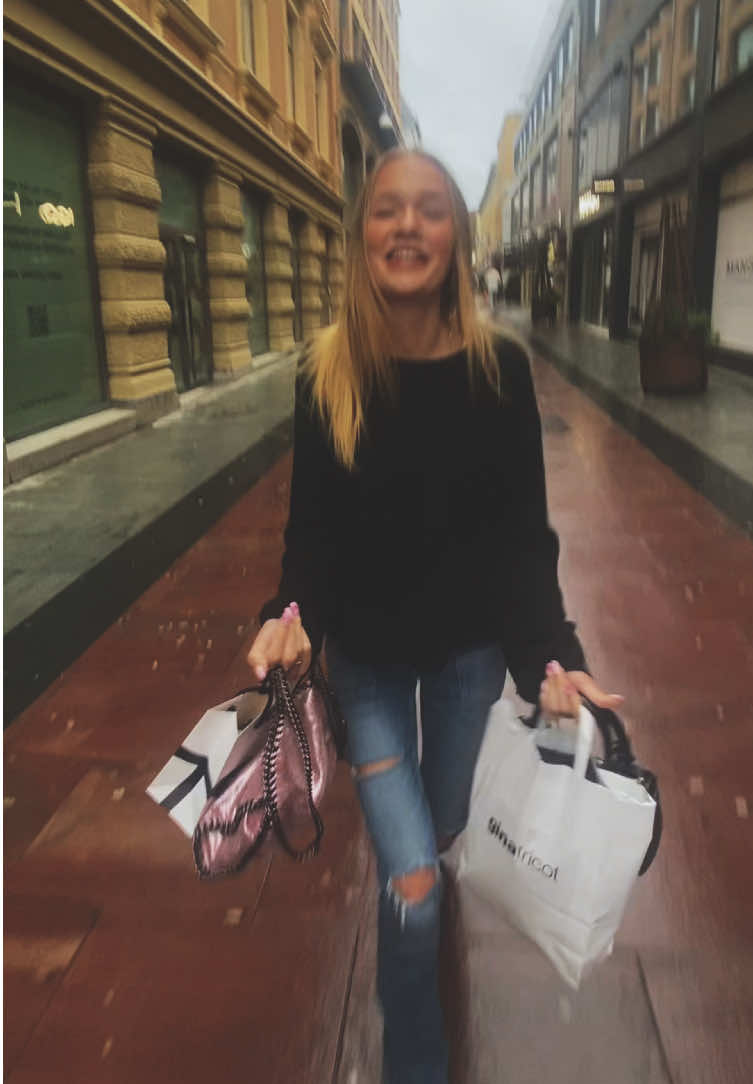 @Hemligt💞🌟🥲🤪🙌🤞🏼🙀