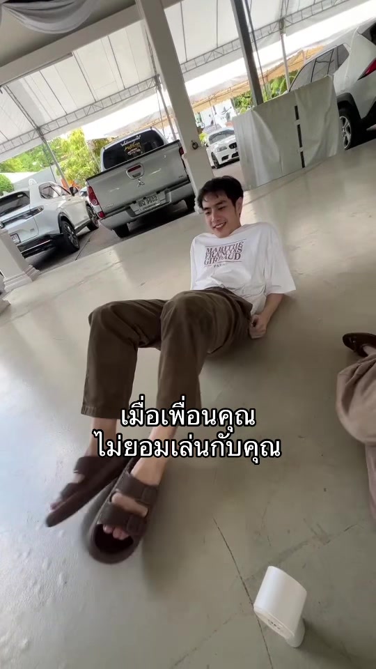 @ยุทธหัตถี Barbies & Kens