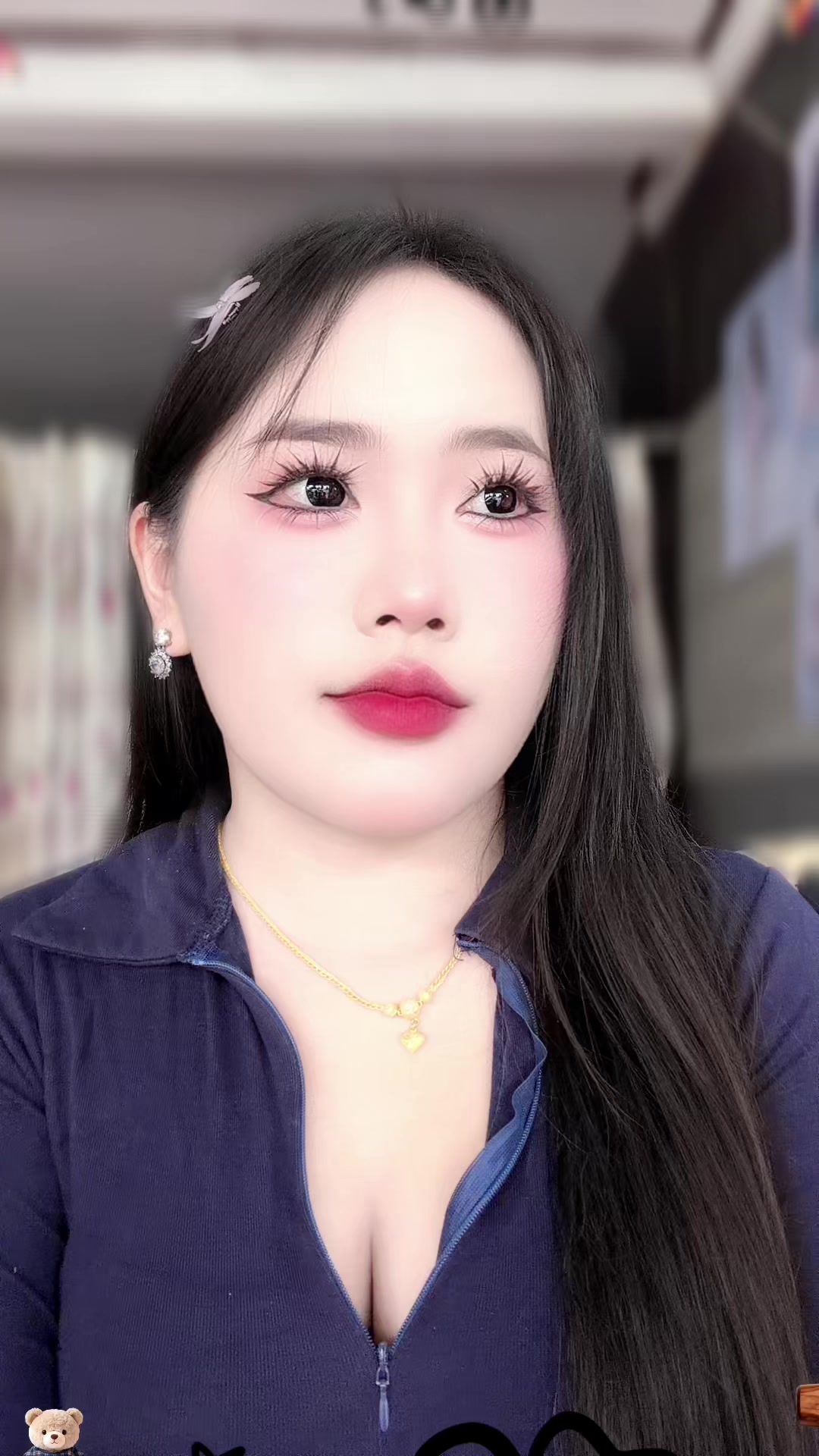 @abmosmakeup