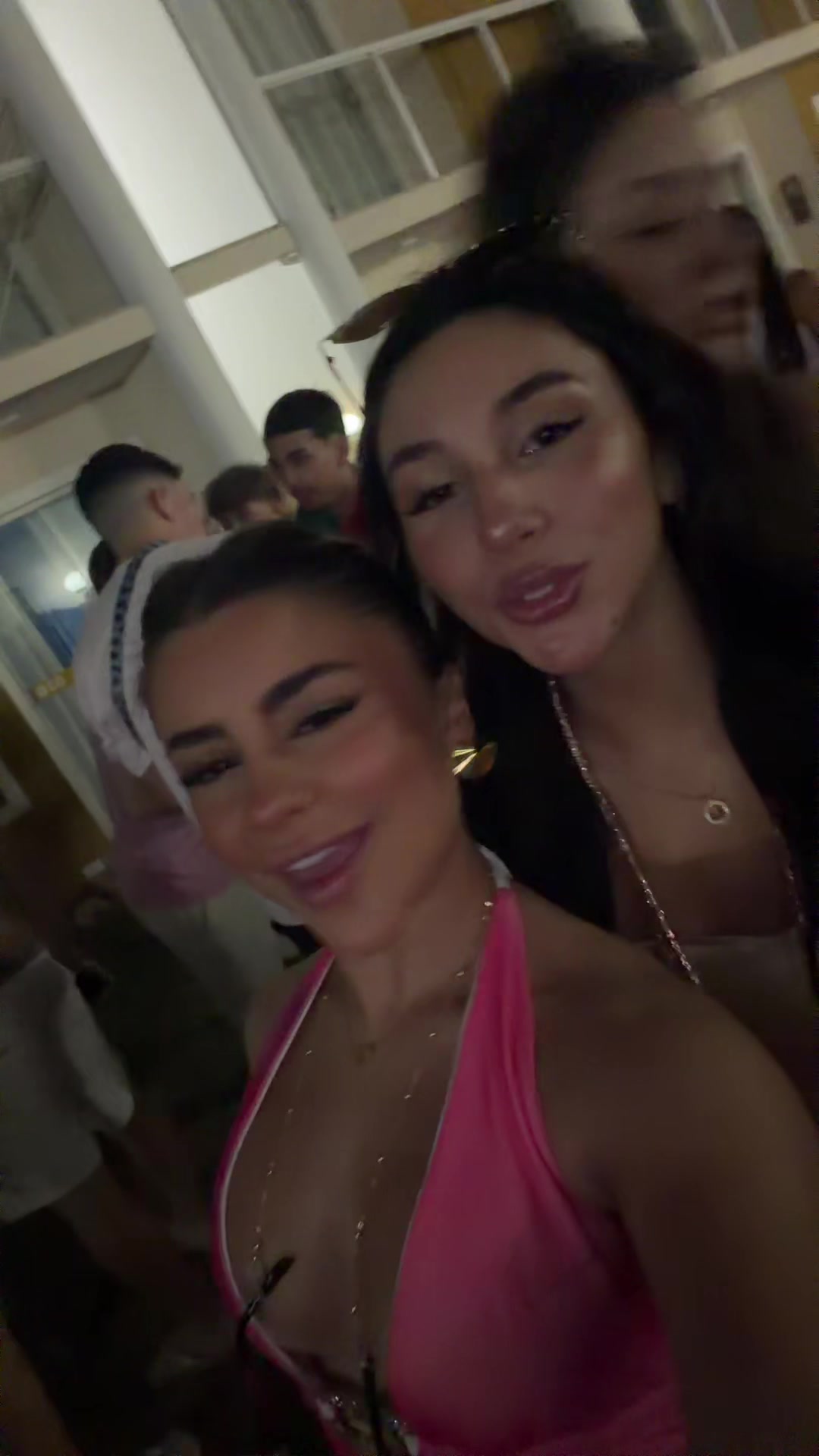 @RZ