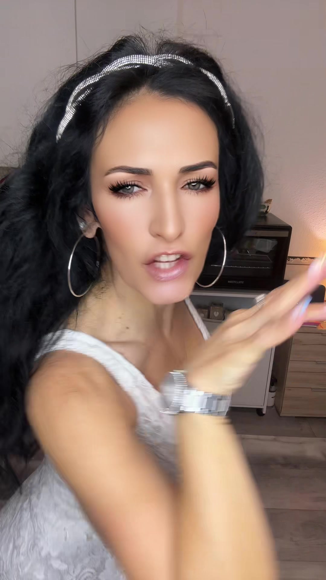@Karolina