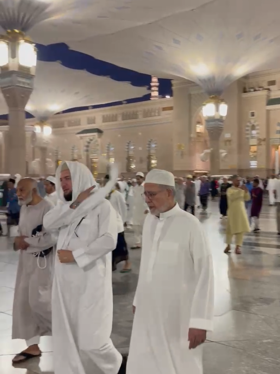 @Mufti Abdul Wahab