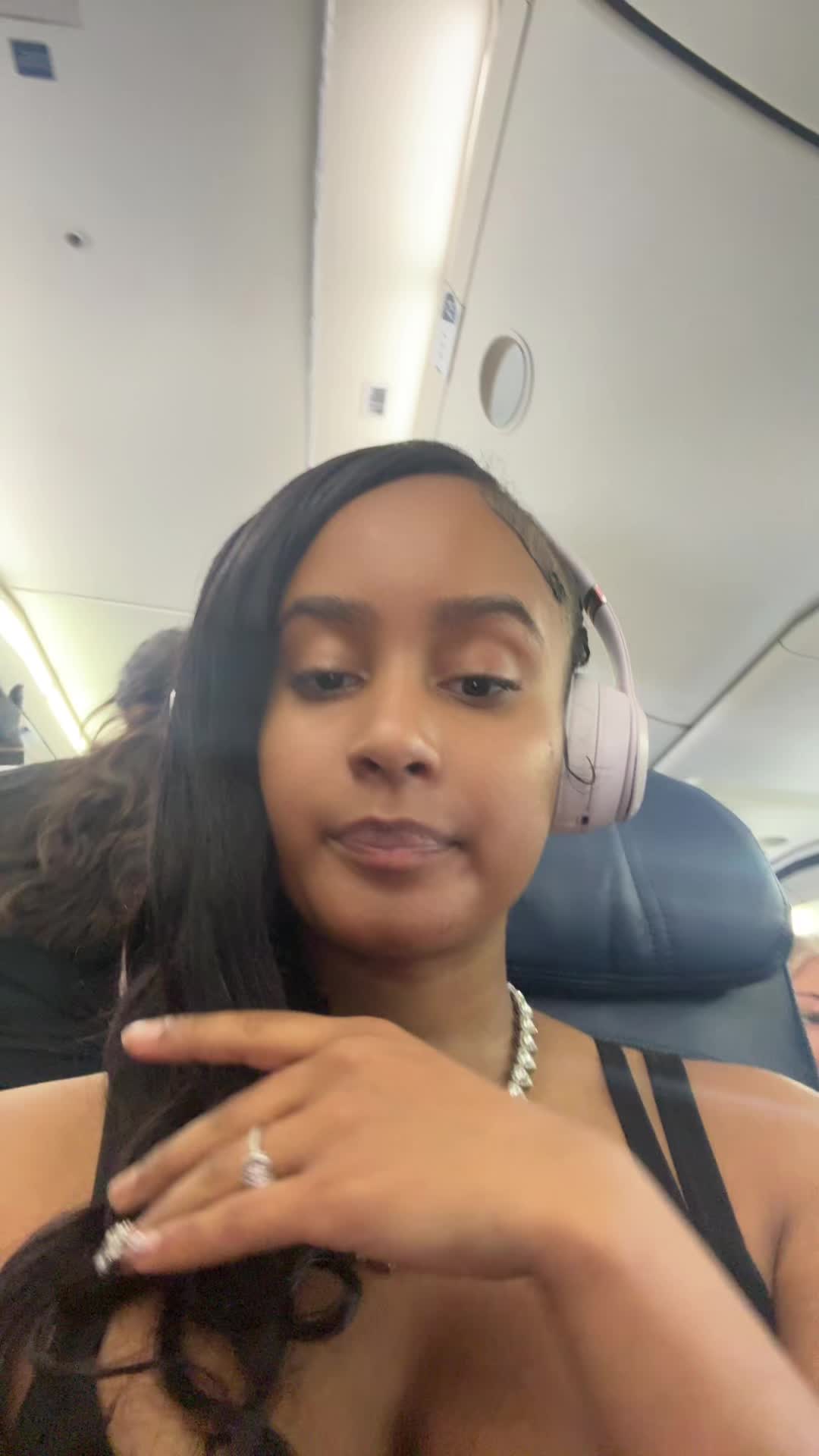 @thisisajokeelolll