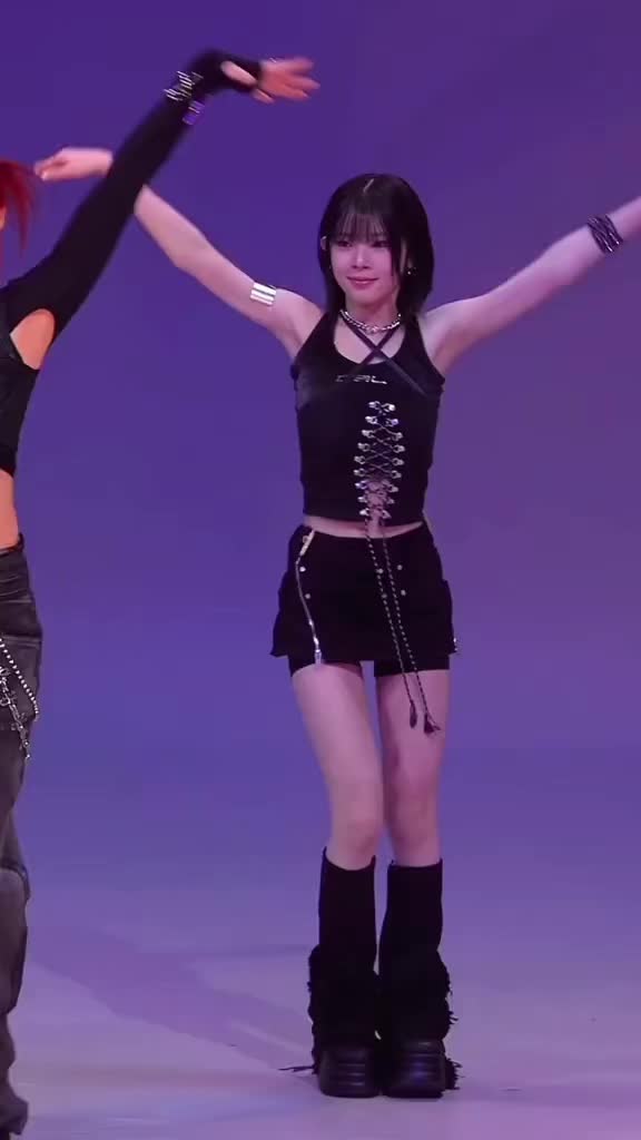 @KpopVibes ♡