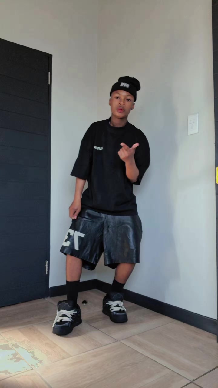 @🅿️𝗵𝗮𝗯𝗹𝗼_𝗞_𝗥𝘀𝗮🇿🇦