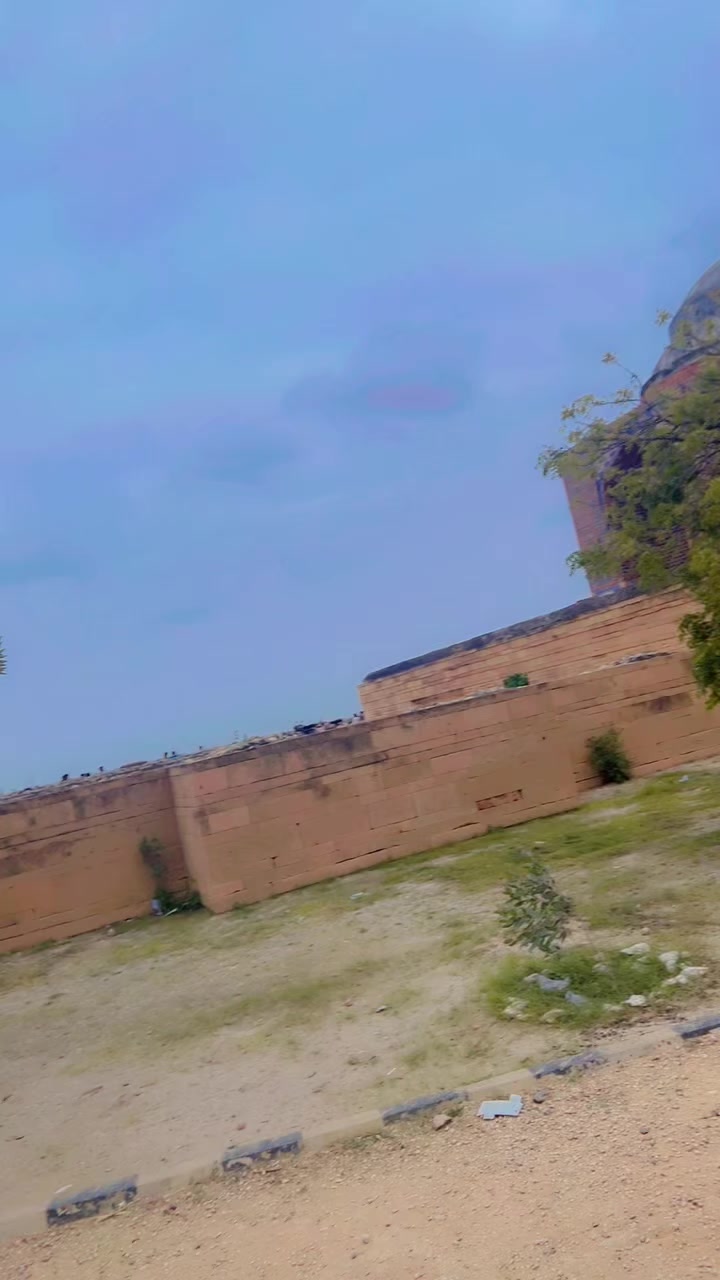 @Chahat baloch