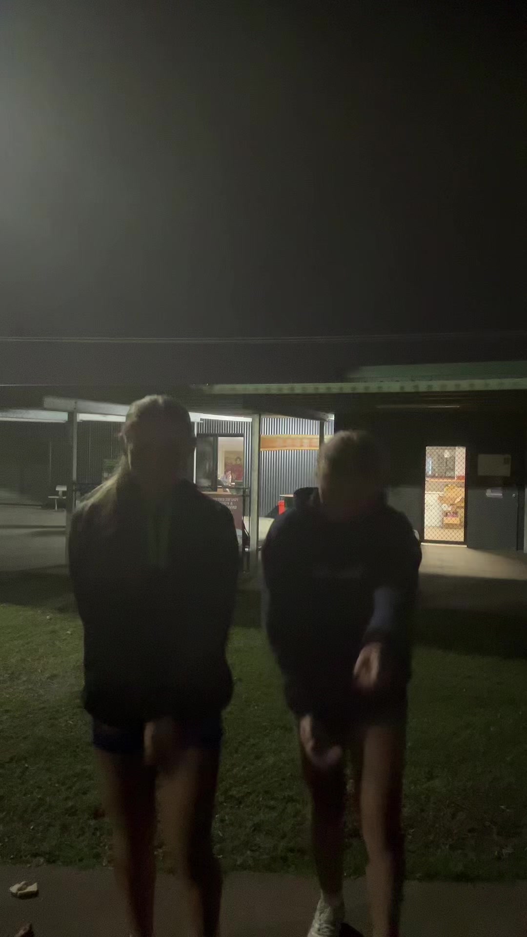 @𝐡𝐞𝐲𝐢𝐭𝐬𝐡𝐚𝐢𝐥𝐞𝐞
