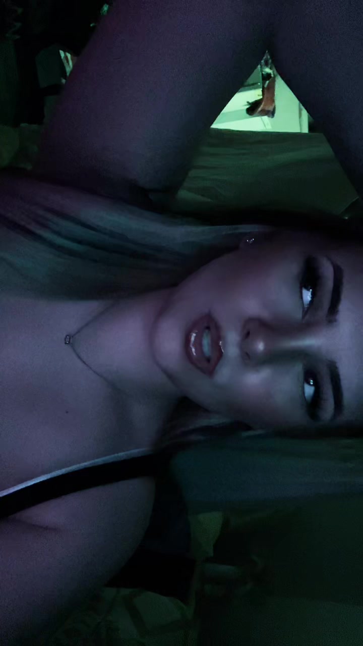 @kwrld1_
