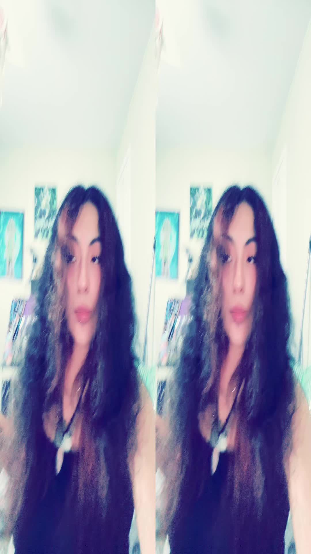 @_<3_