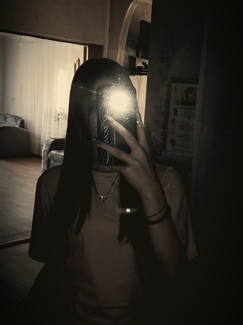 @glovikks🪽