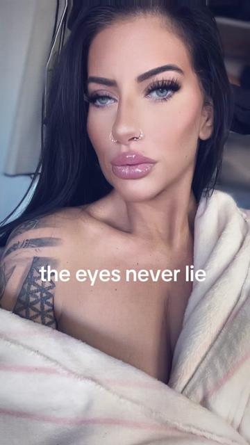 @Miss_tinkerbella_x