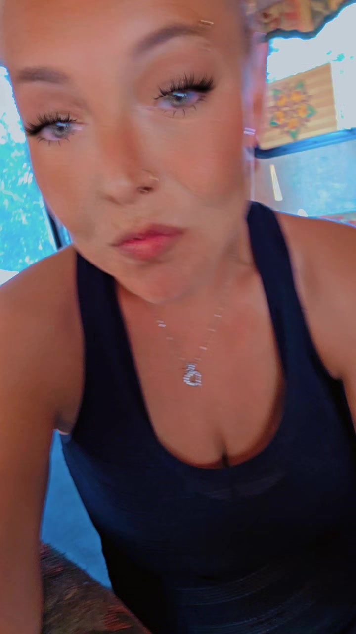 @Megann.xo.😘