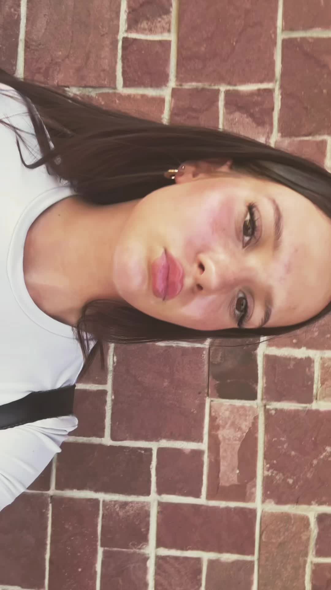 @Izabella
