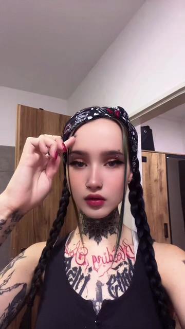 @Adela Pelclova