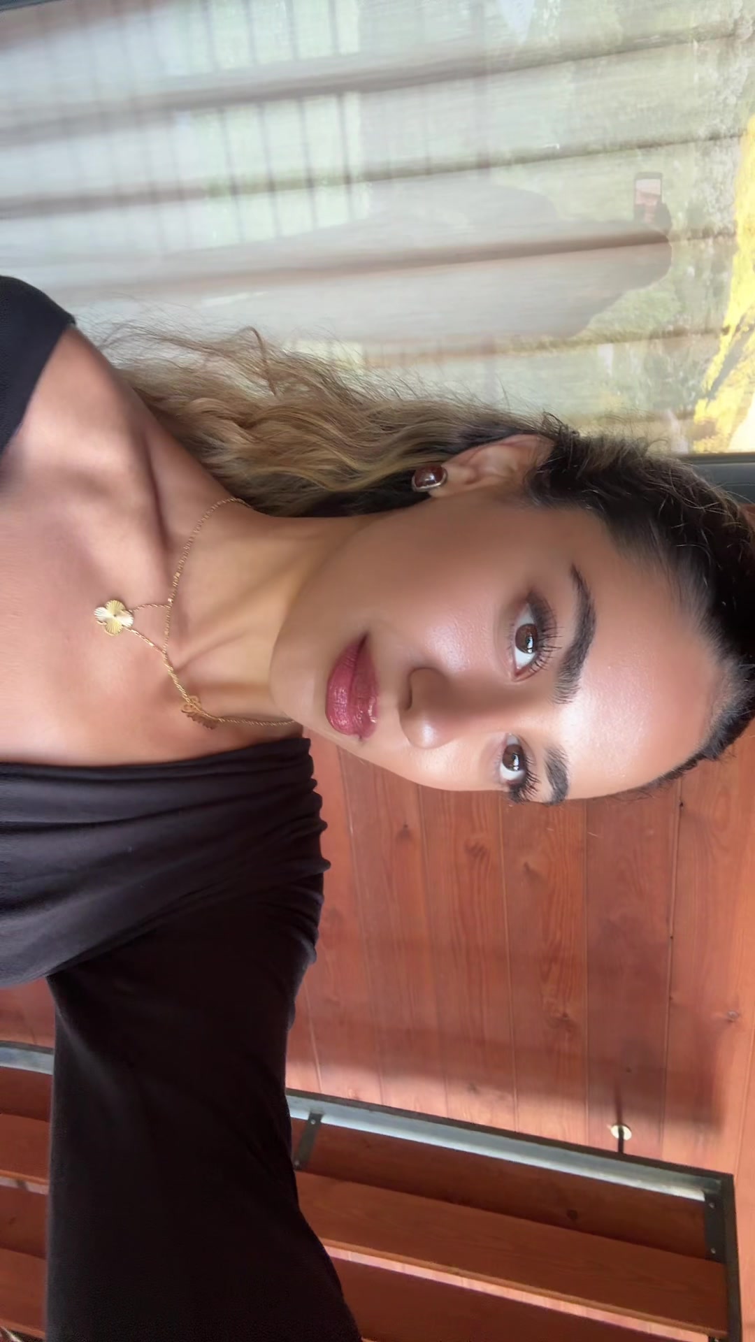 @elena