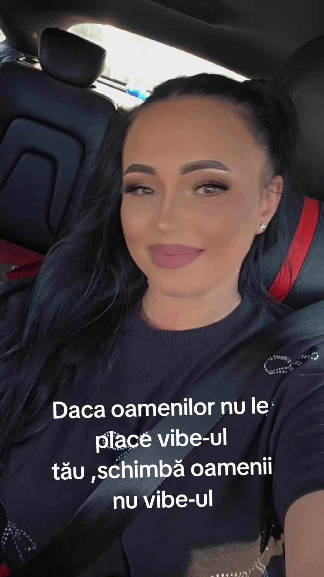 @Adina93