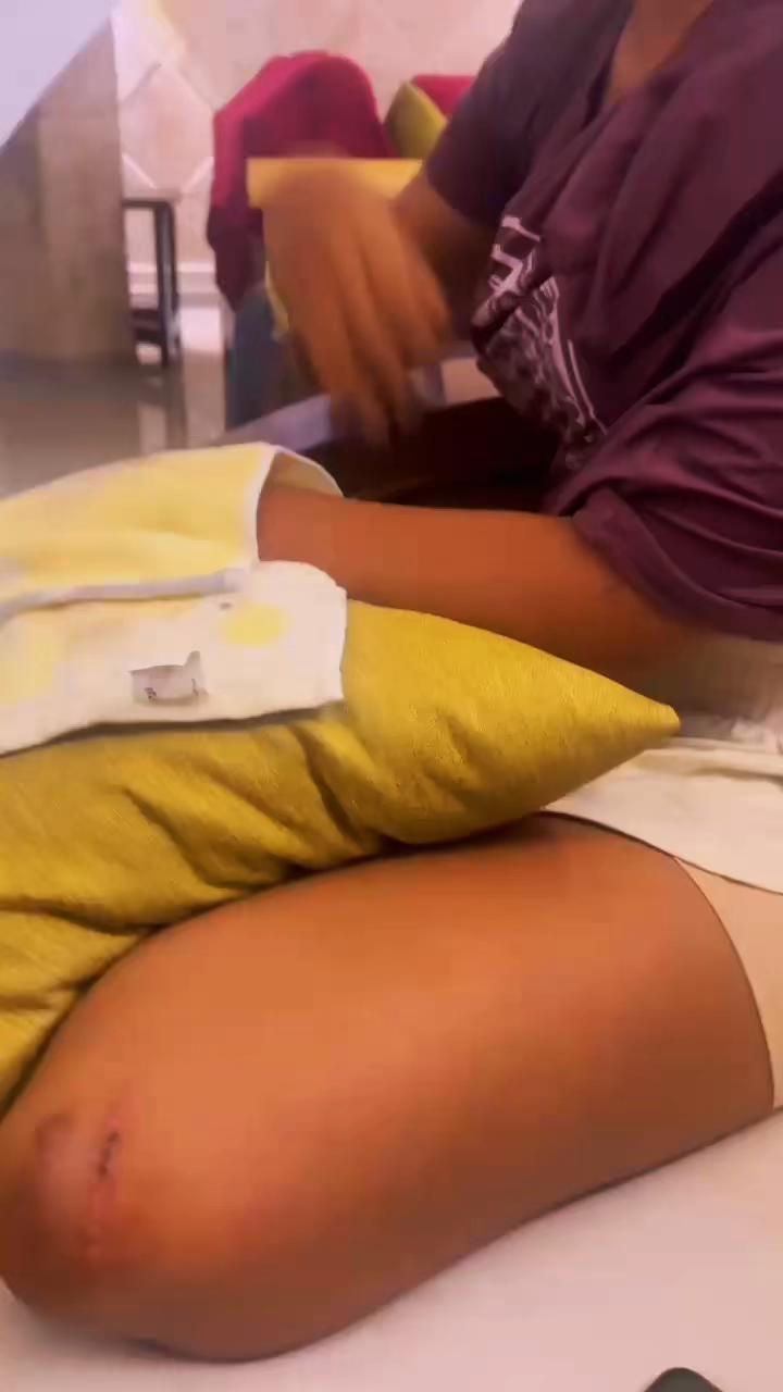 @Ari <3