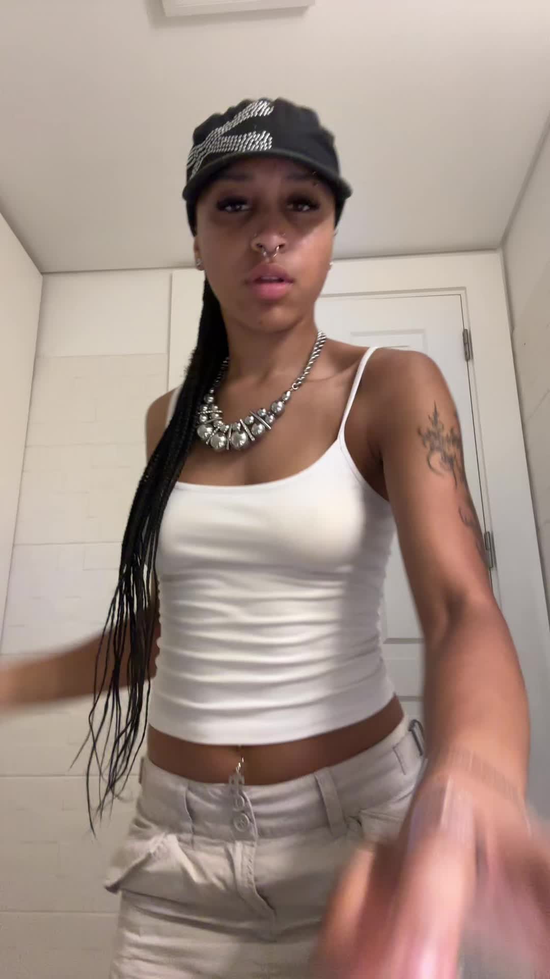 @☠️