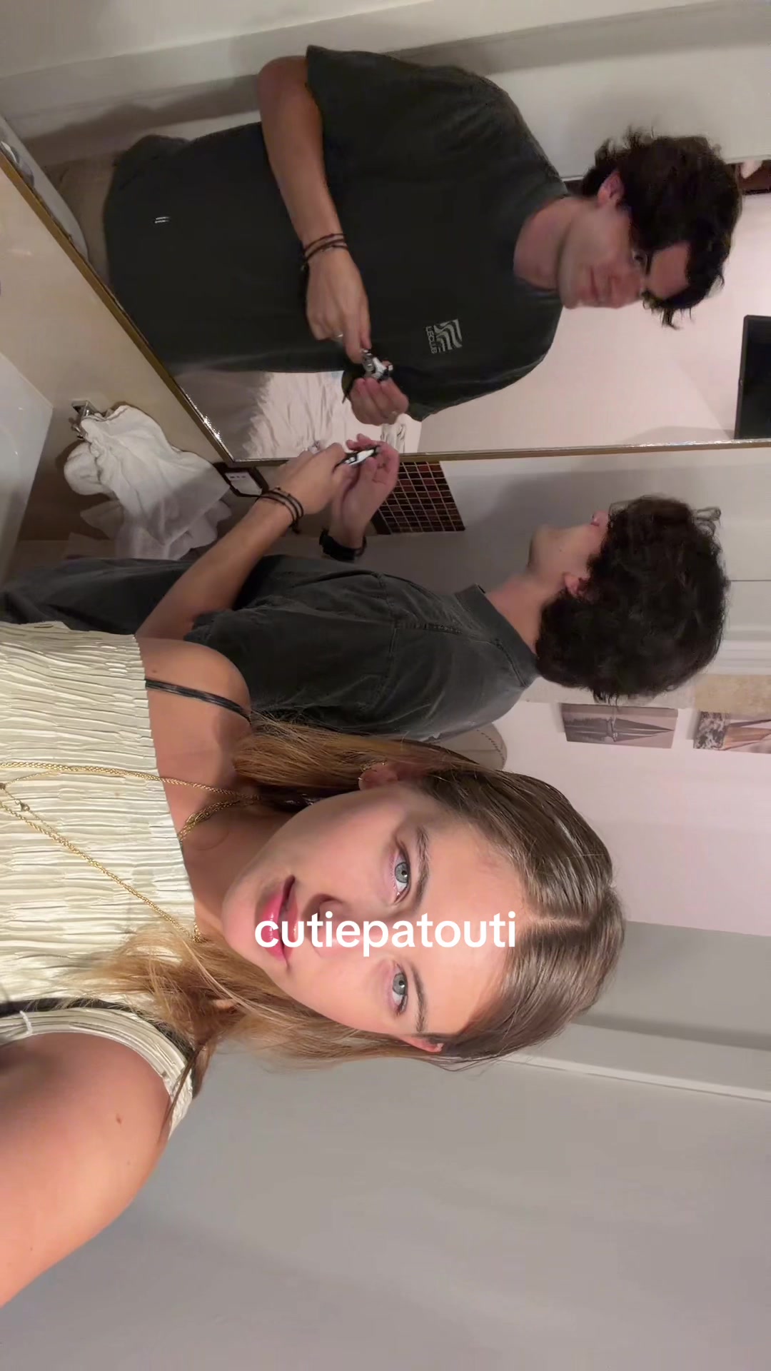 @t h e o d o r a