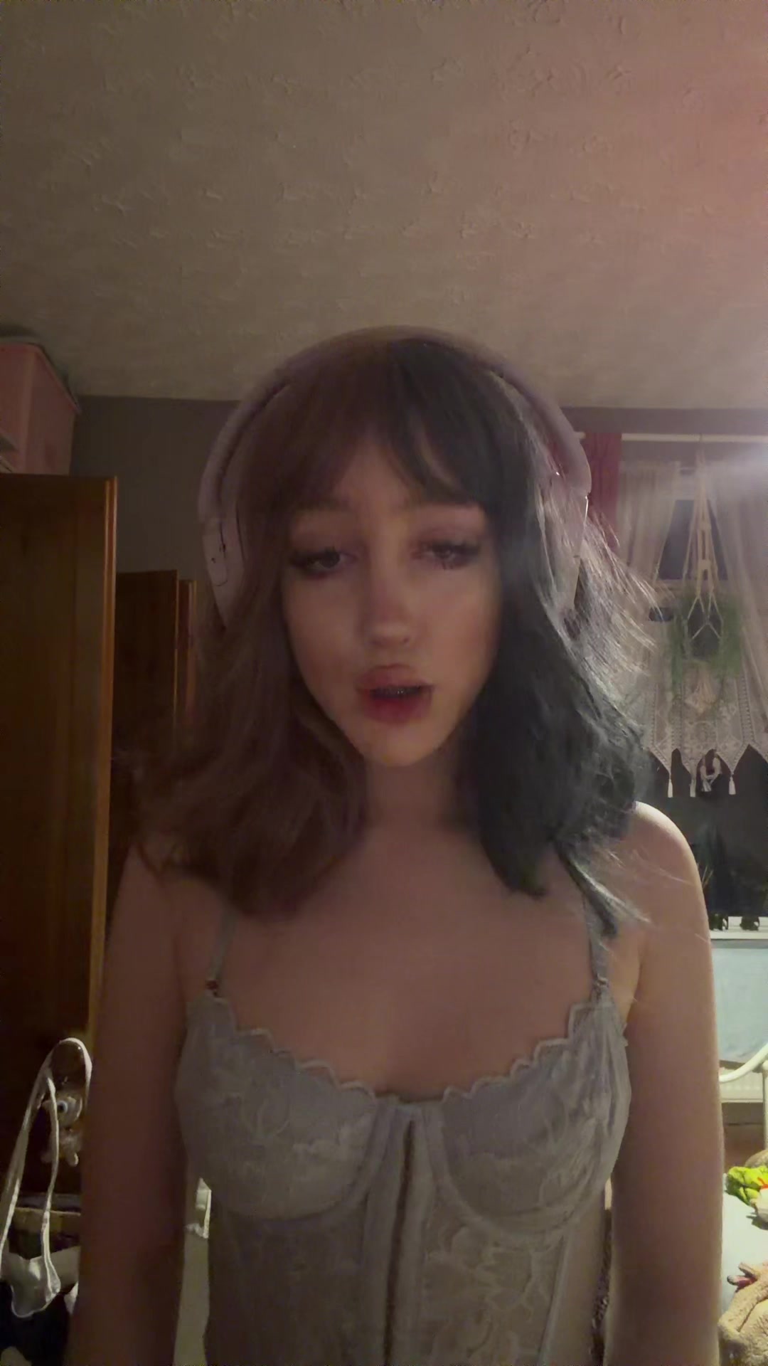 @🐼