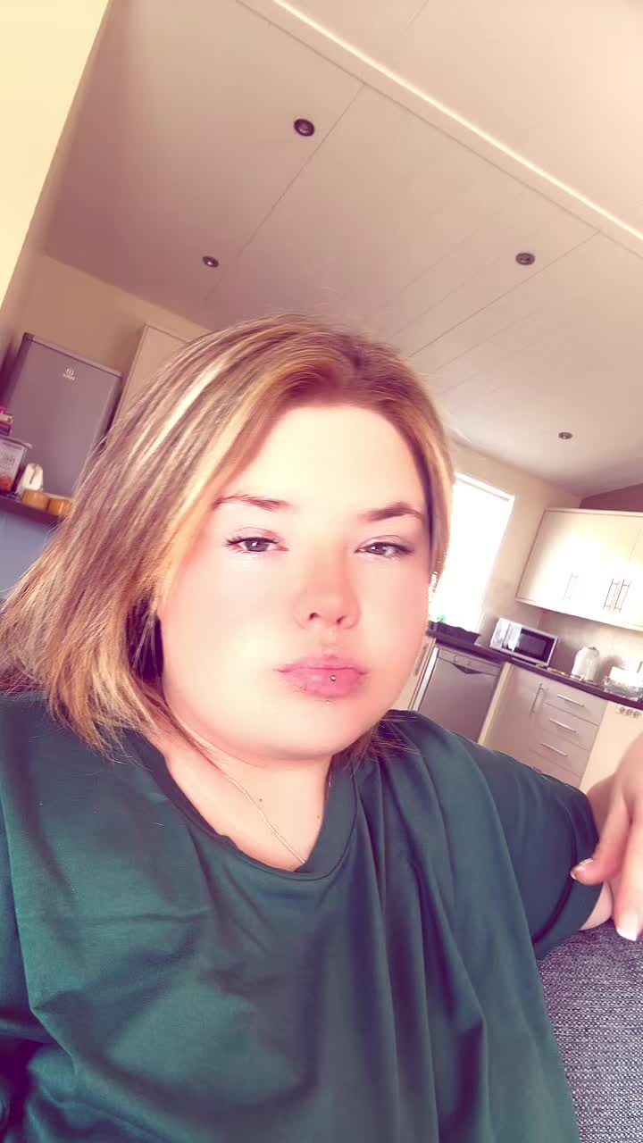 @ellie🫶🏻