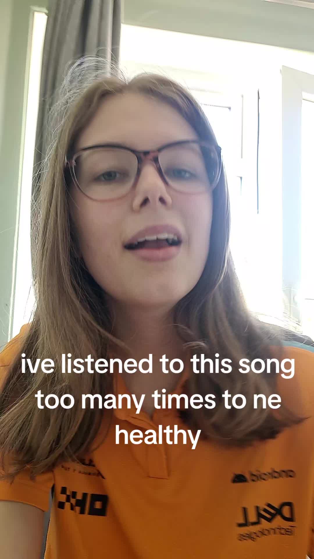 @ellie 卌