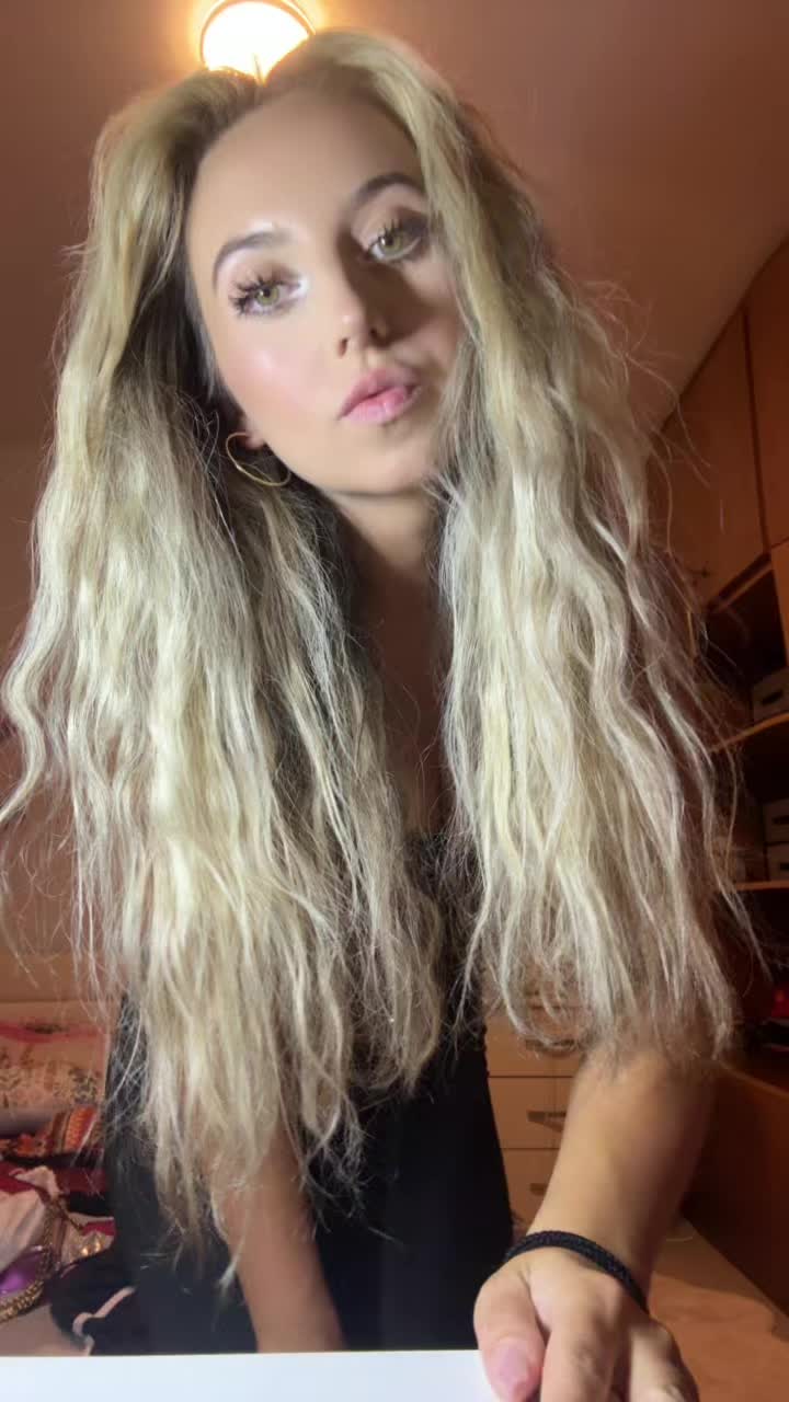 @𝕬𝖑𝖊𝖘𝖘𝖎𝖆🌹