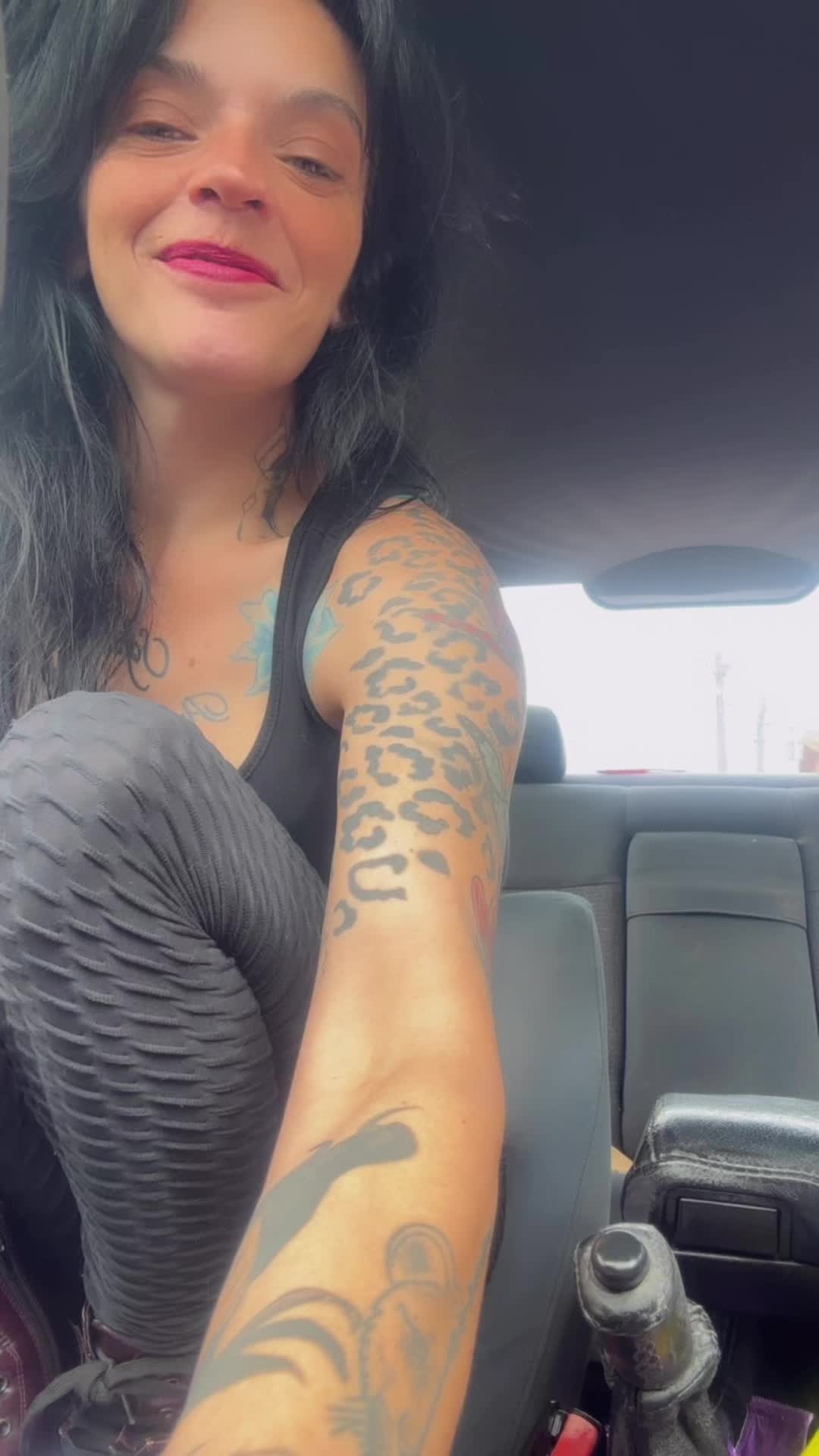 @katypetunia