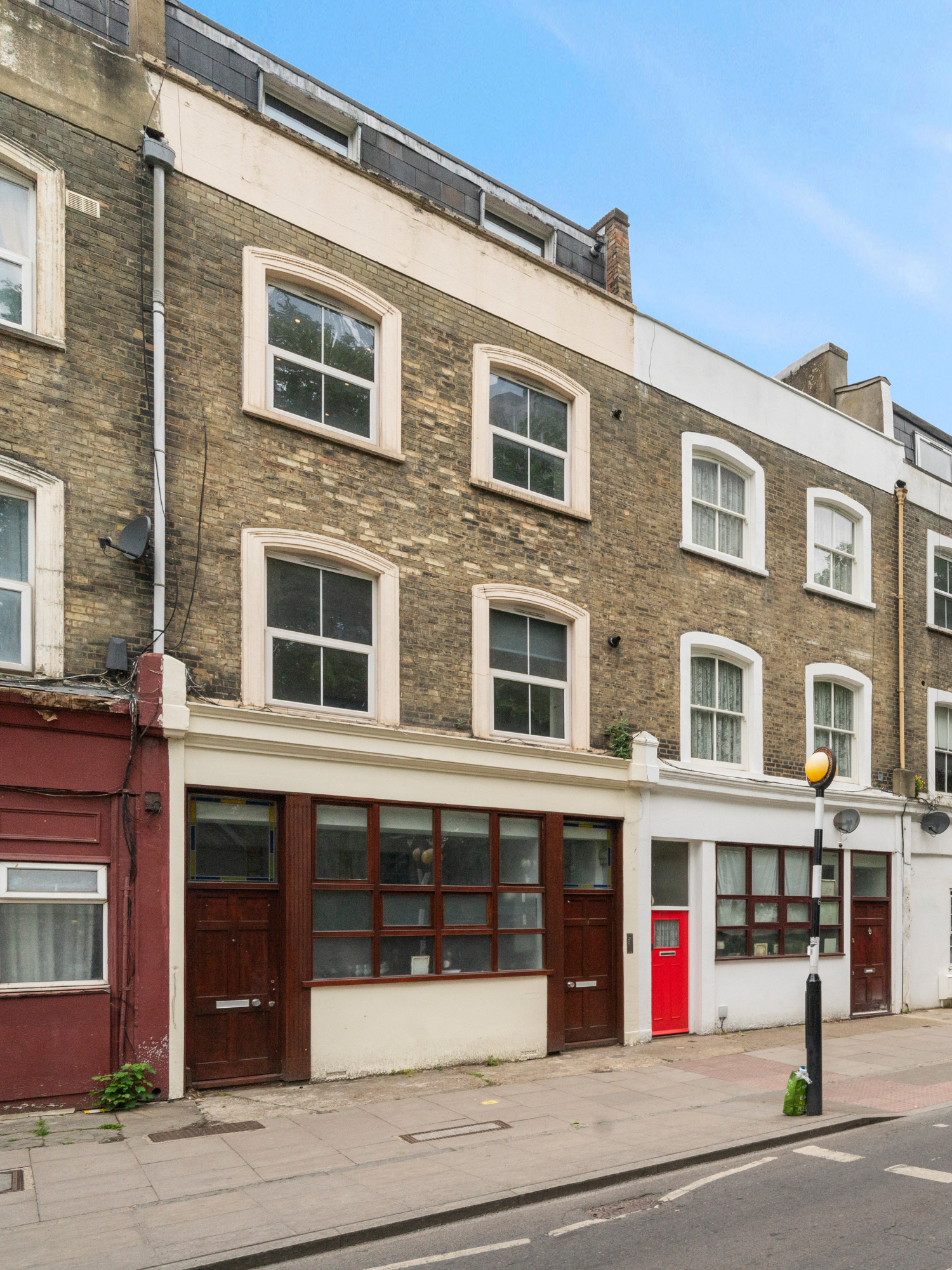 @Living space estate agents