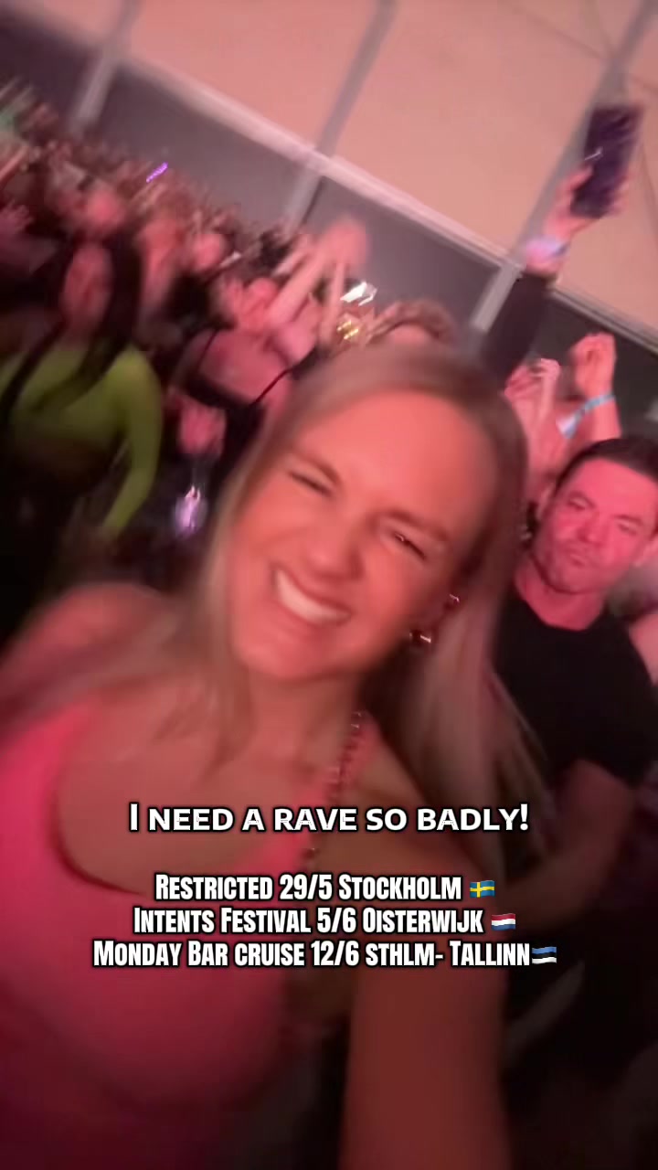 @MIAZ (Mia Emelia)