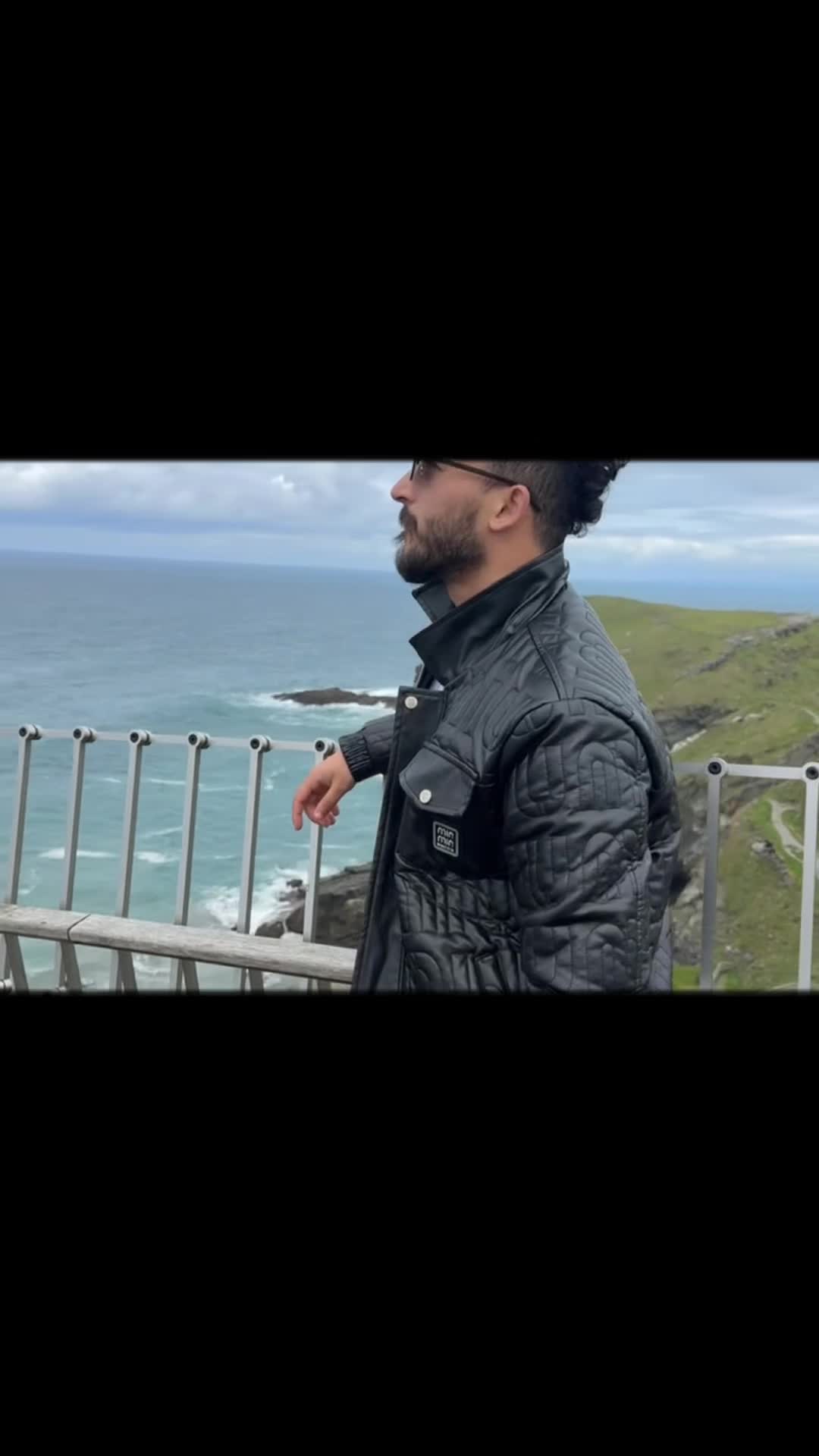 @KARANVEER SINGH🇬🇧