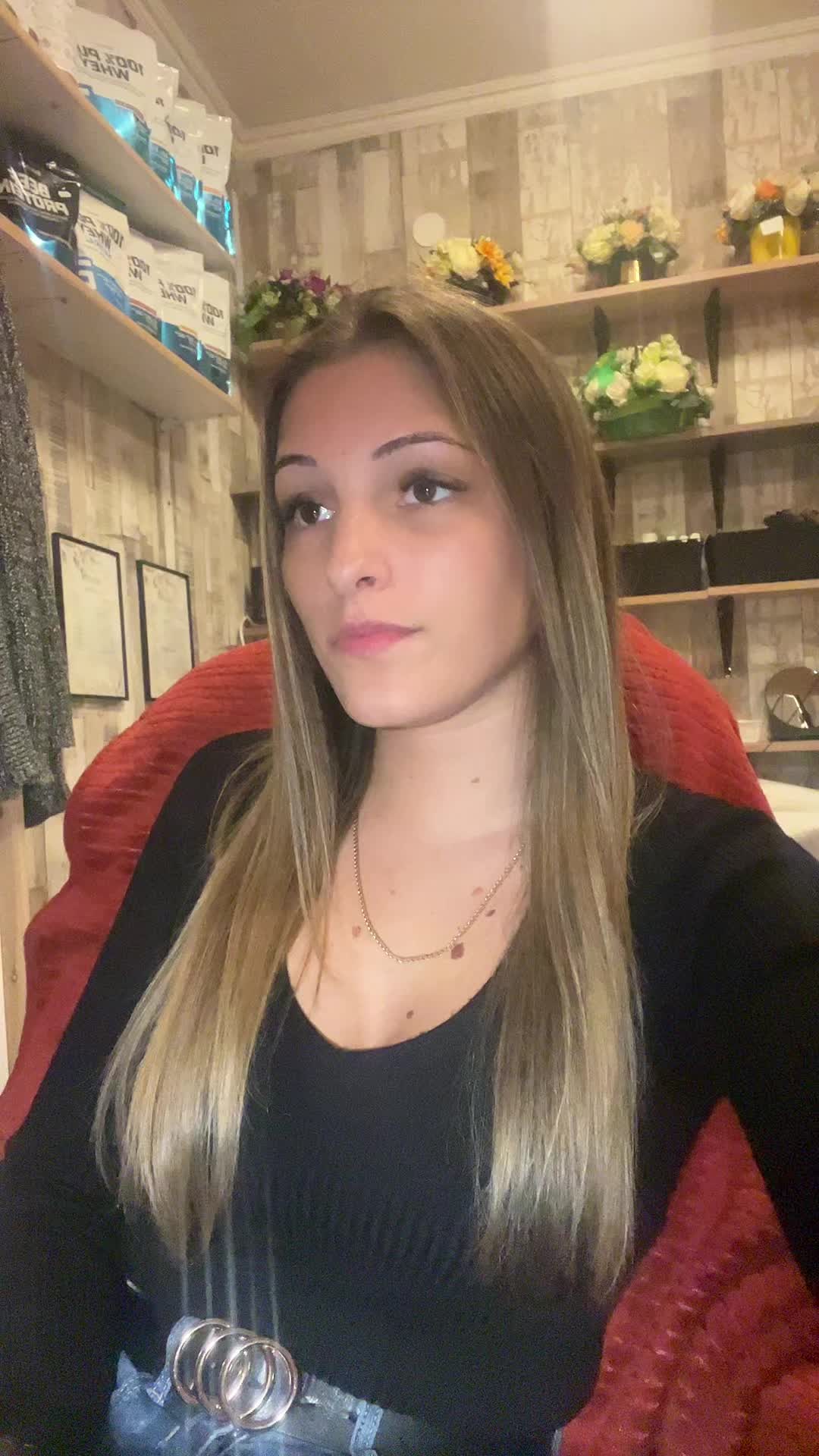 @Vivien