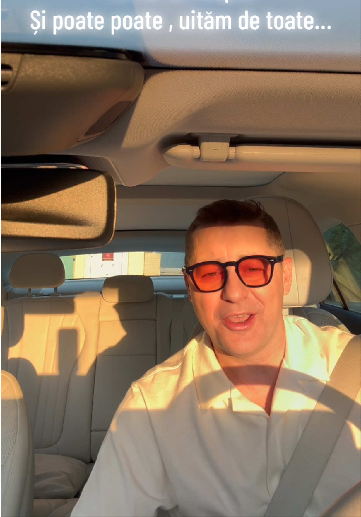 @Akcent