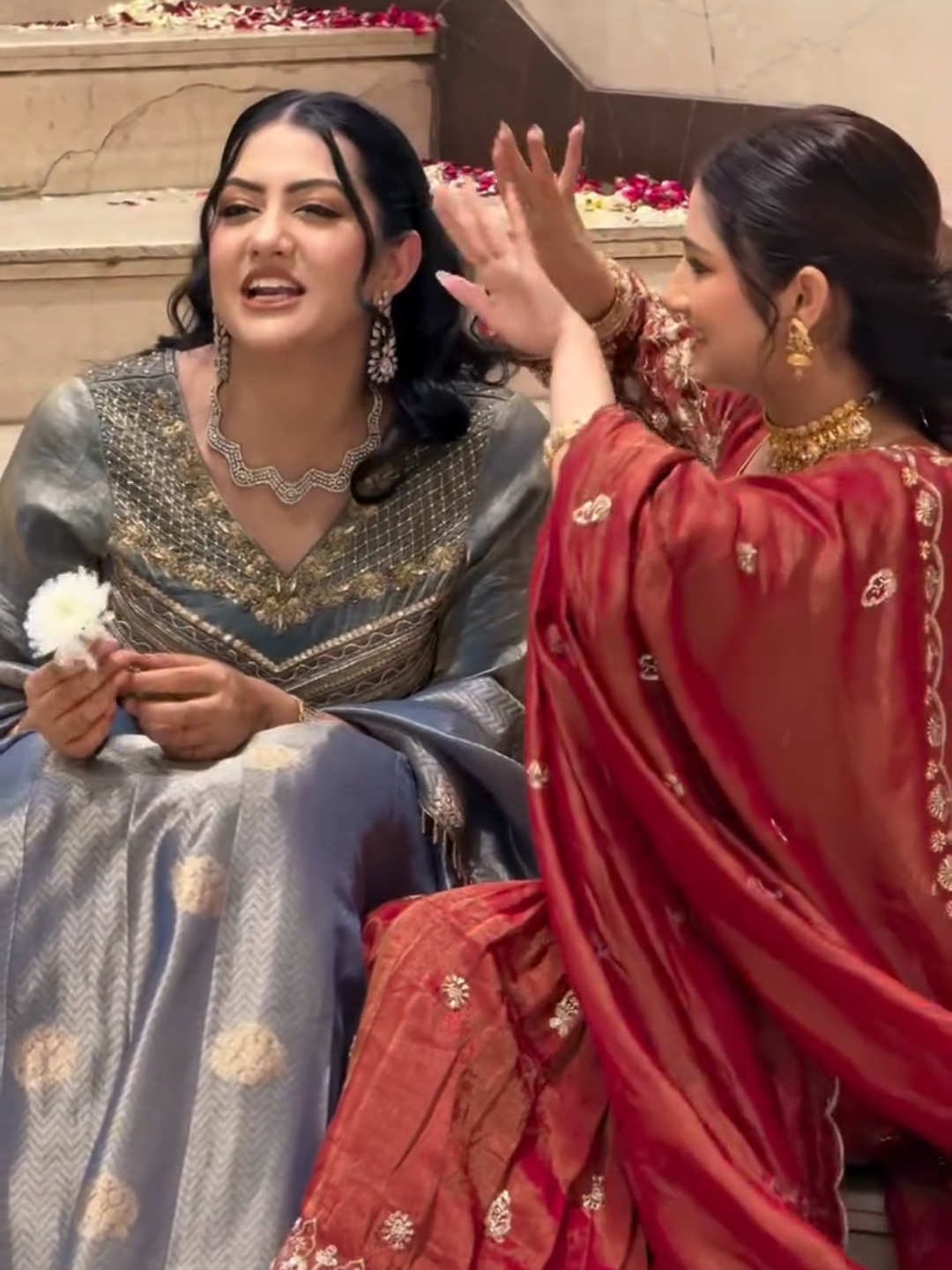 @Arshreet Kaur🐦&zwj;🔥